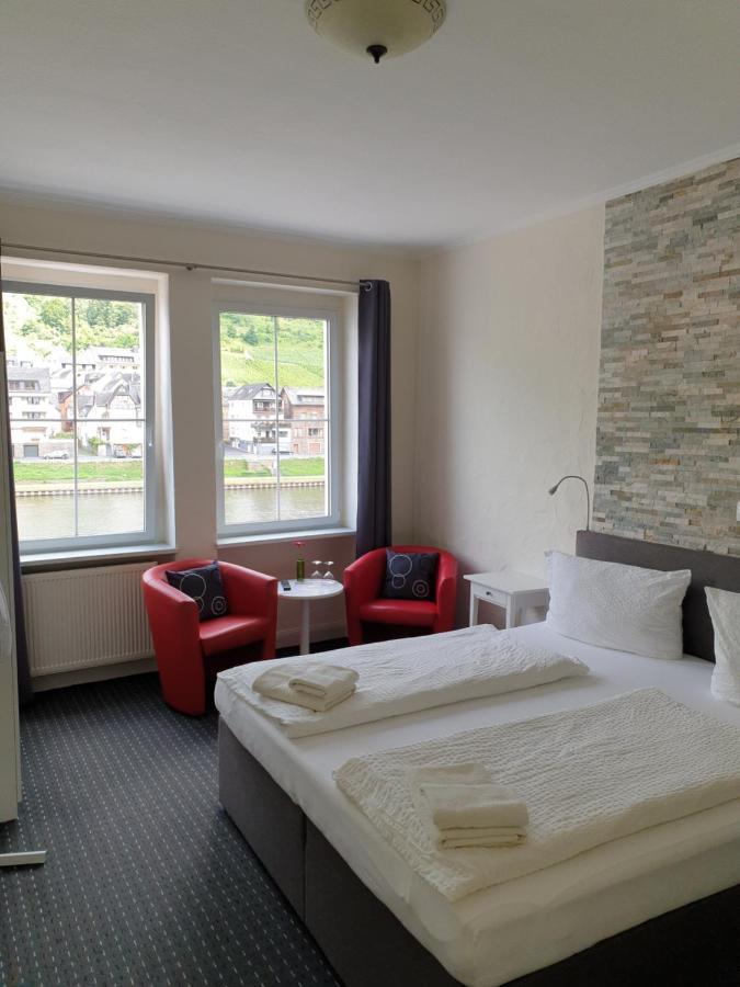 Haus Burgfrieden Cochem Hotel Eksteriør billede