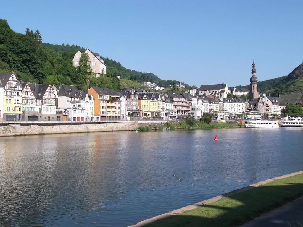 Haus Burgfrieden Cochem Hotel Eksteriør billede