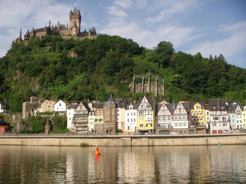 Haus Burgfrieden Cochem Hotel Eksteriør billede